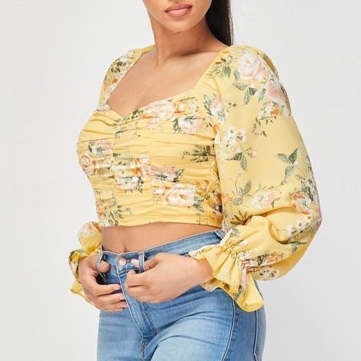 Maribel Floral Sweet Heart Ruched In Smock Cropped Top