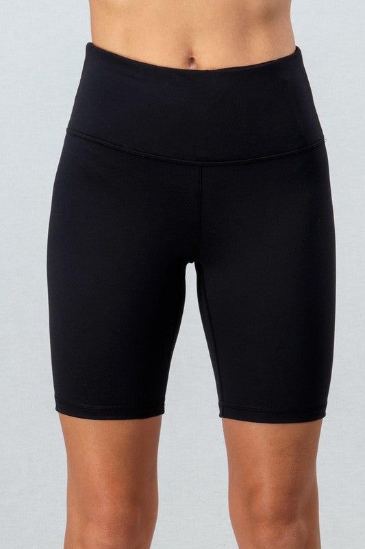 “Classic Stay Fit Biker Shorts” (black)