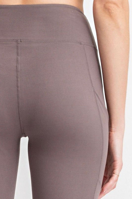 Pocketed High-Rise Biker Shorts (smokey grey)